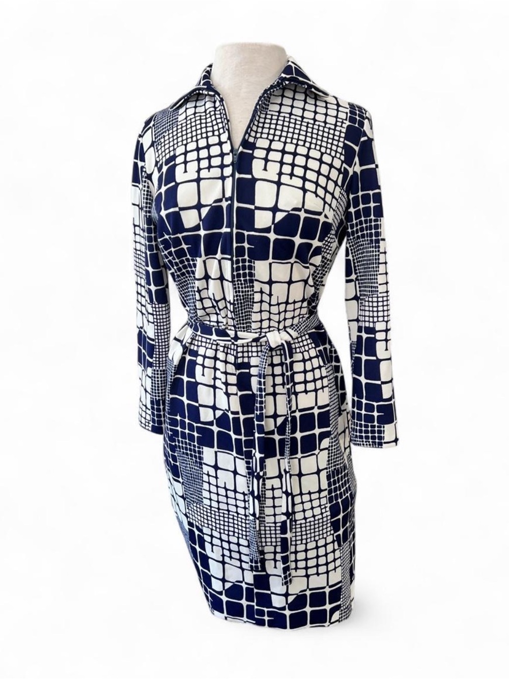 VTG 70s Mod Geometric Graphic Zip Front Dress with belt Navy and White ILGWU